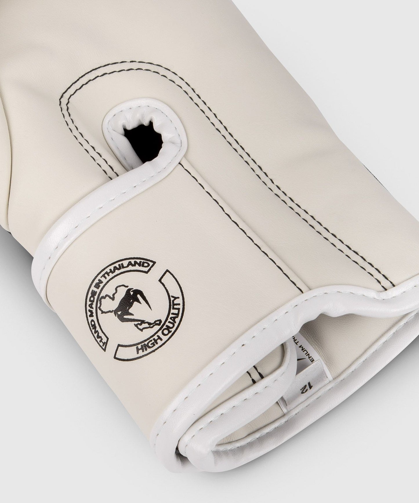 VENUM（ヴェナム/ベノム） エリート ボクシング グローブ ホワイト・ブラック UFC 公式 サプライヤー 8oz 10oz 12oz 14oz 16oz トレーニング・スパーリング 初心者から上級者まで 三層構造高密度パッド マジックテープ(ベルクロ式) ボクシング キックボクシング ムエタイ MMA
