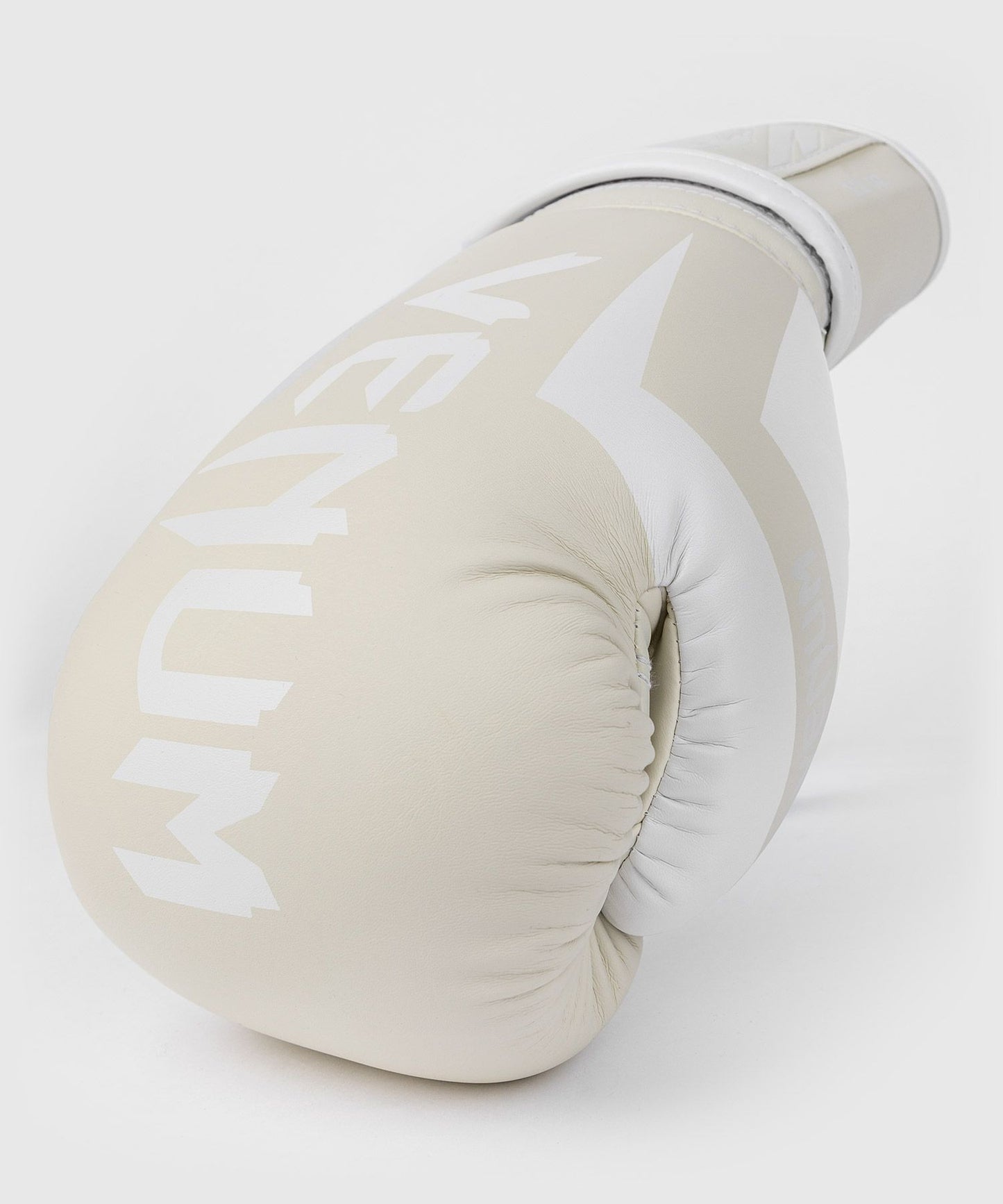 VENUM（ヴェナム/ベノム） エリート ボクシング グローブ ホワイト・ホワイト UFC 公式 サプライヤー 8oz 10oz 12oz 14oz 16oz トレーニング・スパーリング 初心者から上級者まで 三層構造高密度パッド マジックテープ(ベルクロ式) ボクシング キックボクシング ムエタイ MMA