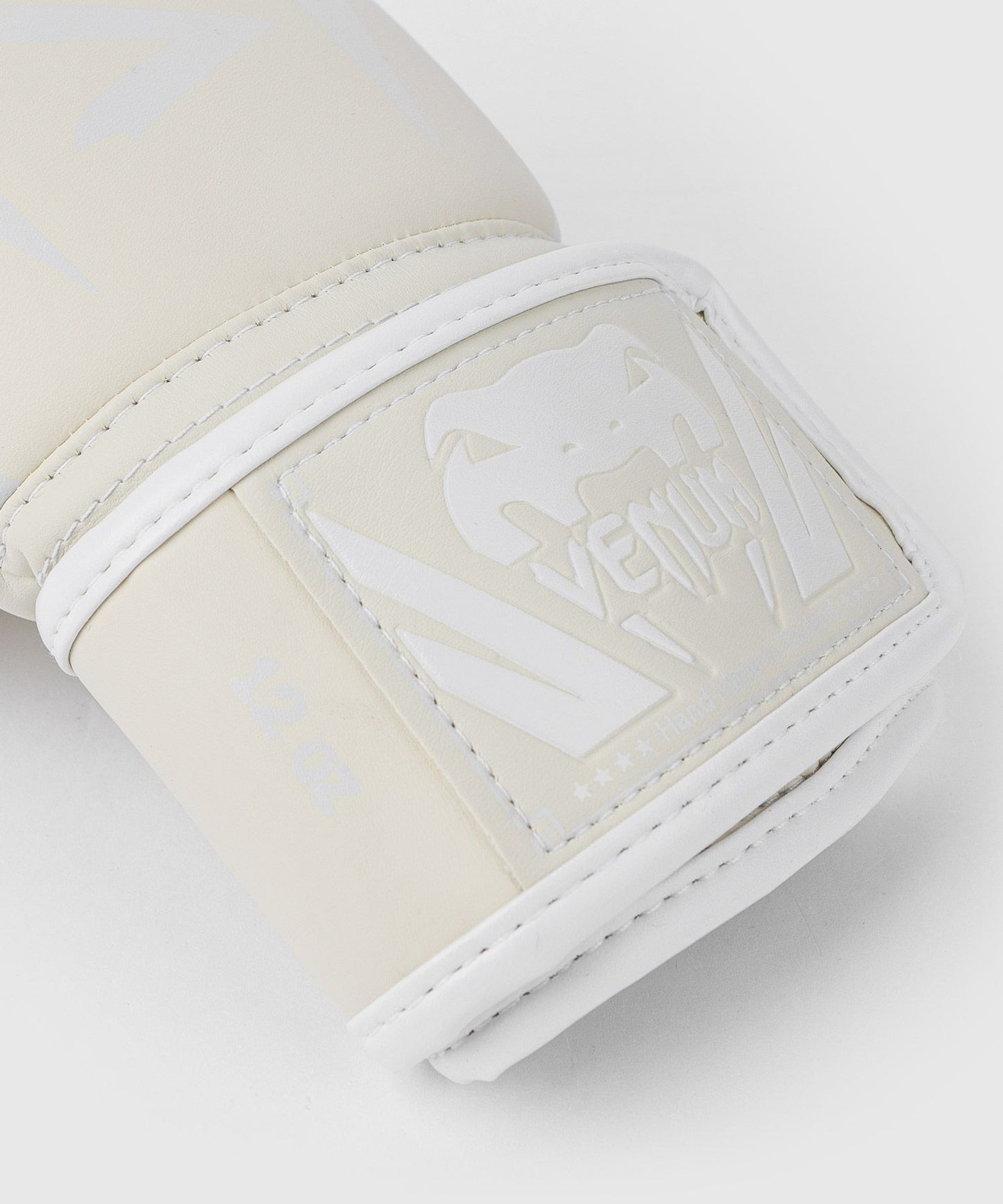 VENUM（ヴェナム/ベノム） エリート ボクシング グローブ ホワイト・ホワイト UFC 公式 サプライヤー 8oz 10oz 12oz 14oz 16oz トレーニング・スパーリング 初心者から上級者まで 三層構造高密度パッド マジックテープ(ベルクロ式) ボクシング キックボクシング ムエタイ MMA
