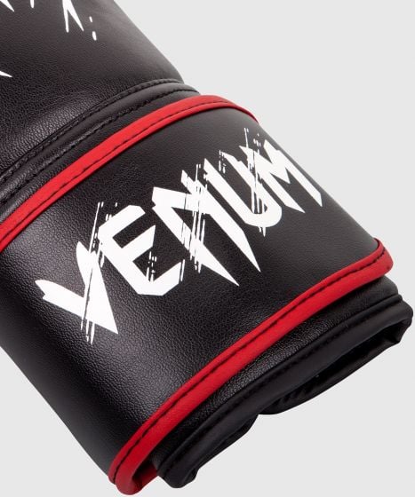 VENUM コンテンダー キッズ ボクシンググローブ