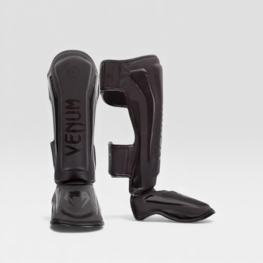 VENUM (ヴェナム/ベノム) エリートスタンドアップ シンガード レガース すねあて マットブラック  UFC公式サプライヤー  高密度フォーム 2本マジックテープ(ベルクロ式)固定 トレーニング・スパーリング用 キックボクシング ムエタイ MMA 総合格闘技 空手